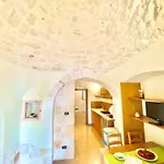 Trulli Fenice 아파트